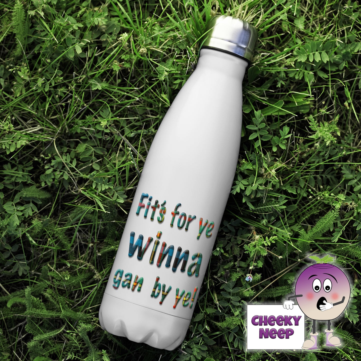 500ml thermal insulated white flask with the words "Fit's For Ye Winna Gan By Ye!" printed in tartan on the flask